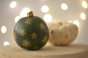 Georgs Kuerbishof Inchenhofen Dekoidee Weihnachten Zierkuerbisse - georgs-kuerbishof.de