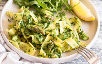 Tagliatelle mit cremiger Spargelsauce
